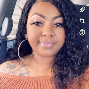 Meet your Posher, Monica